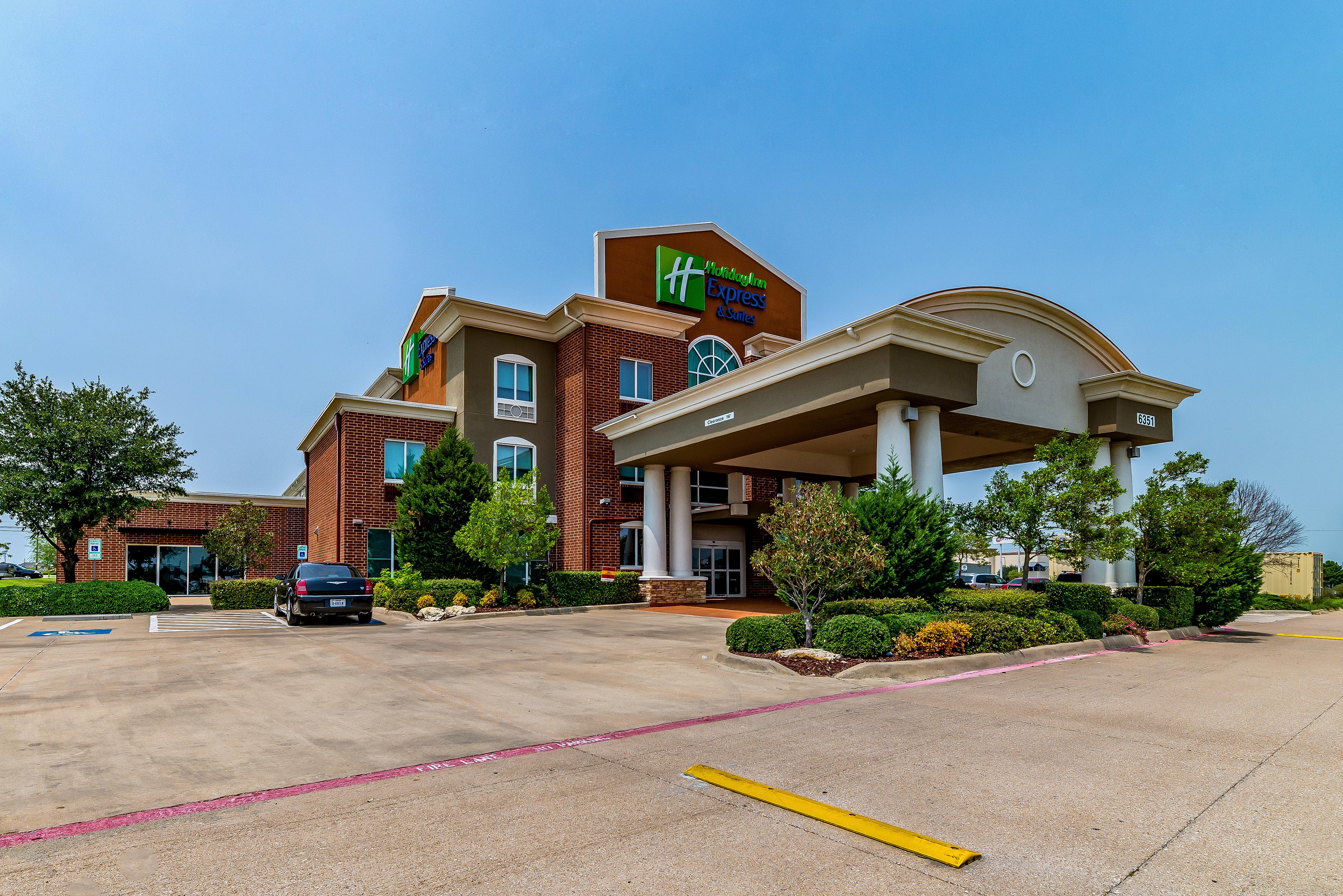 Holiday Inn Express & Suites Fort Worth - Fossil Creek By Ihg Extérieur photo