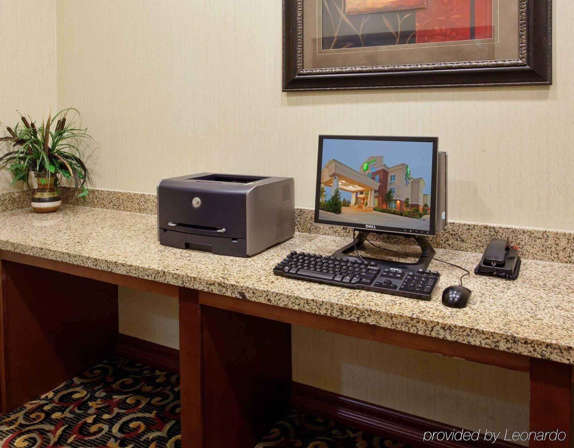 Holiday Inn Express & Suites Fort Worth - Fossil Creek By Ihg Extérieur photo